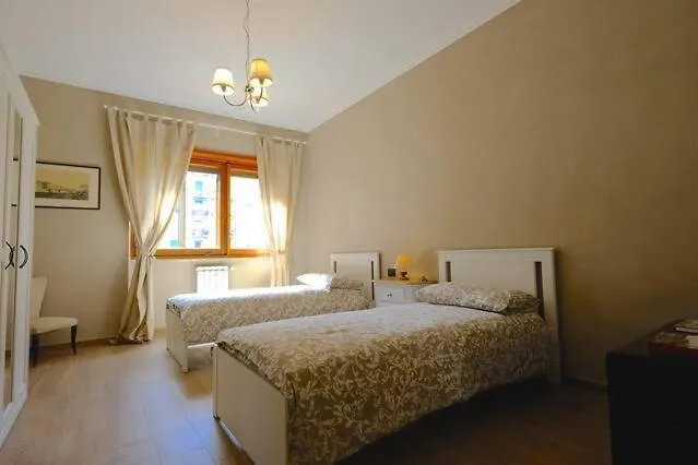Apartment Florence Fevira Airport